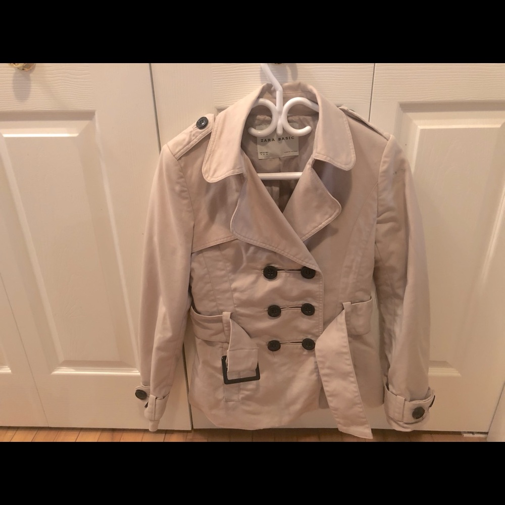 Zara short trench